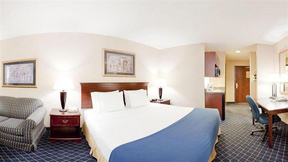 Holiday Inn Express Hotel & Suites Farmington, An Ihg Hotel Bagian luar foto