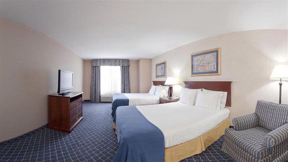 Holiday Inn Express Hotel & Suites Farmington, An Ihg Hotel Bagian luar foto