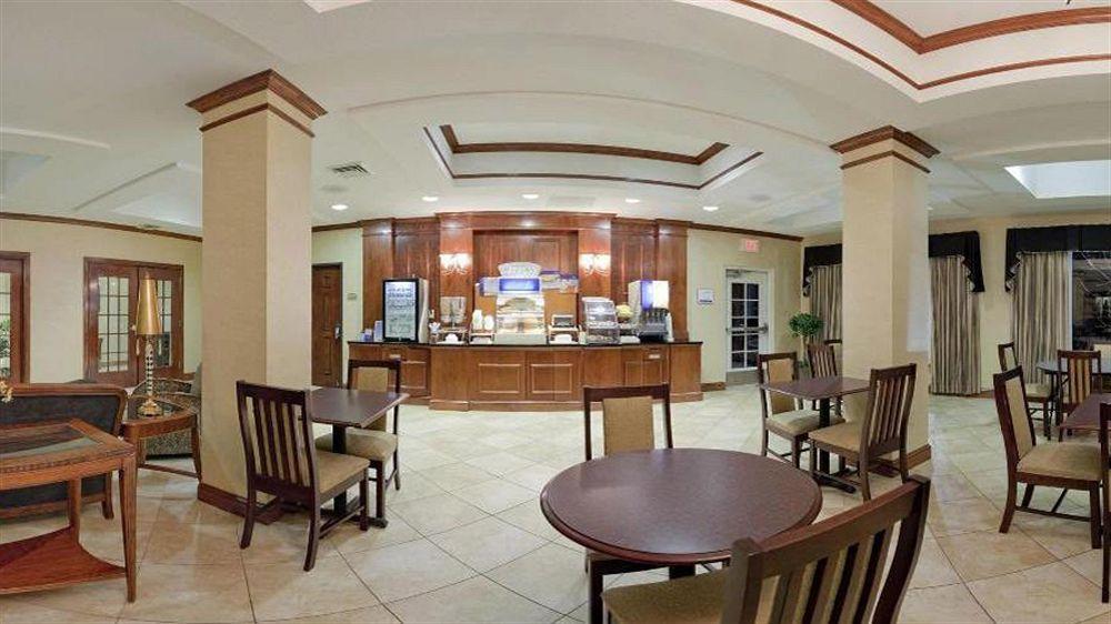 Holiday Inn Express Hotel & Suites Farmington, An Ihg Hotel Bagian luar foto