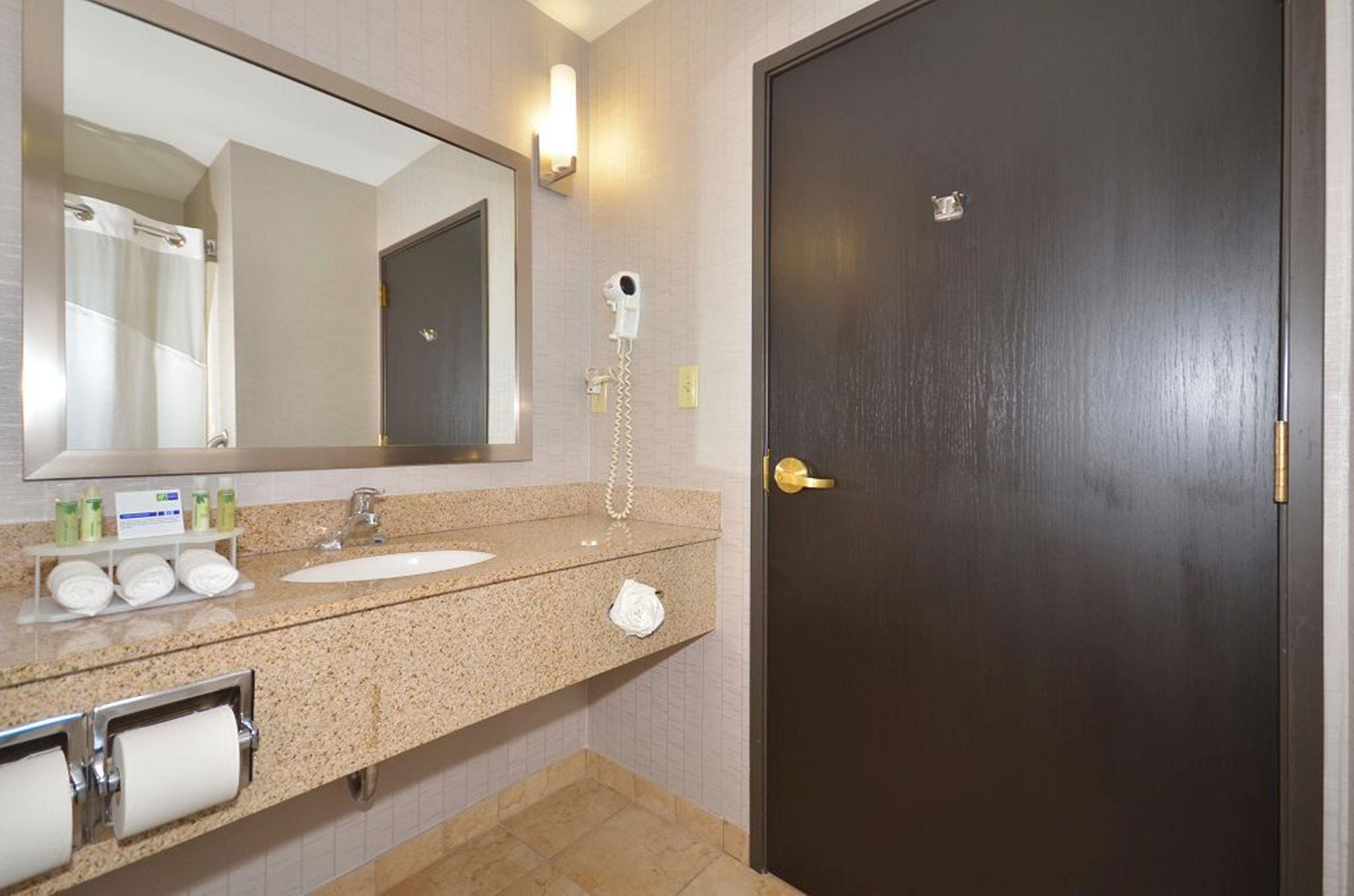 Holiday Inn Express Hotel & Suites Farmington, An Ihg Hotel Bagian luar foto