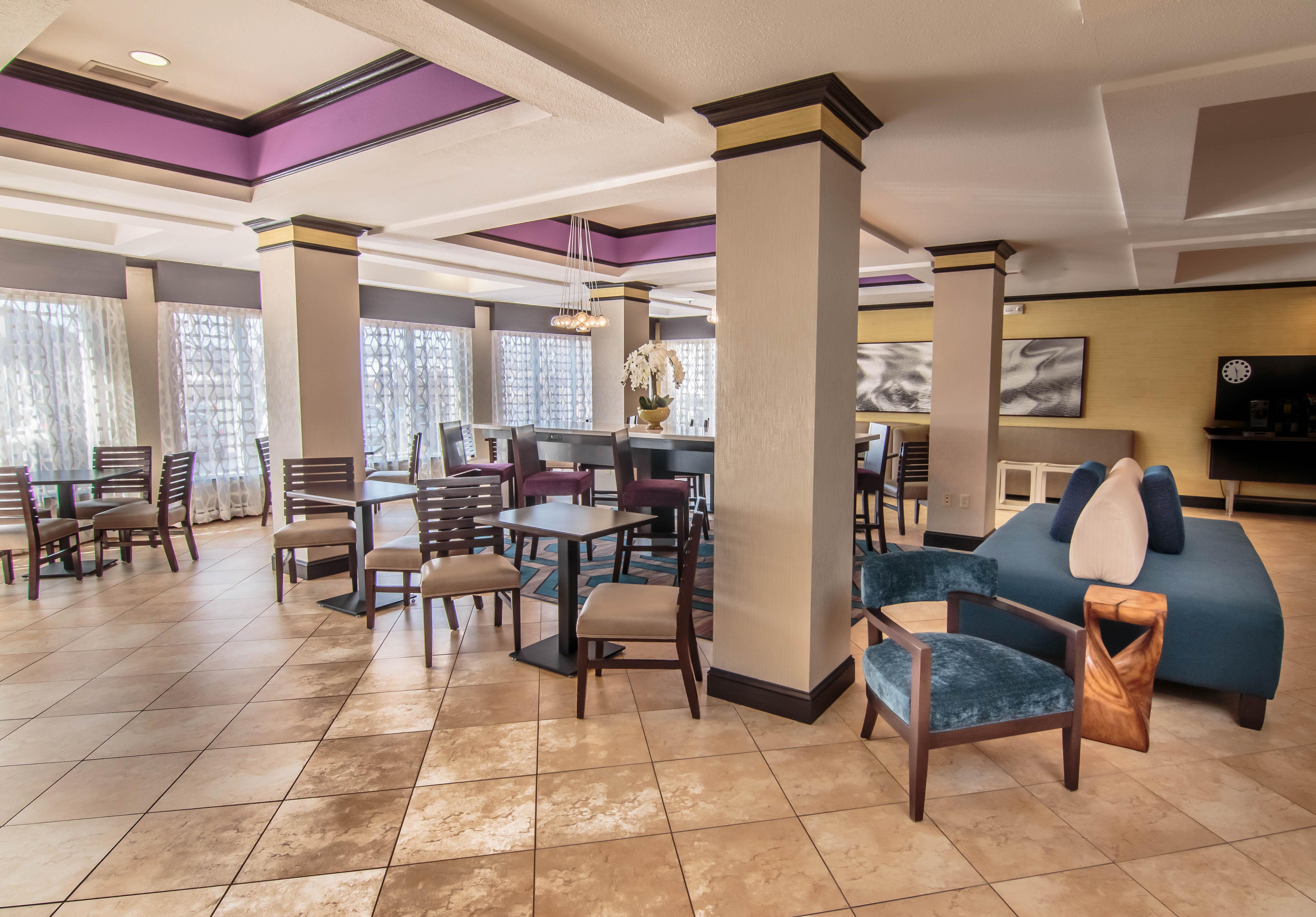 Holiday Inn Express Hotel & Suites Farmington, An Ihg Hotel Bagian luar foto